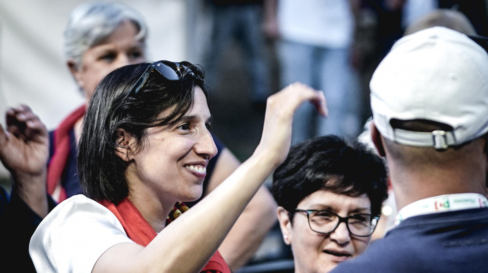 Schlein al corteo Cgil, 'l'Italia è migliore di chi la governa'