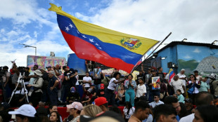 El chavismo marcha por la libertad de Maduro una semana despu&eacute;s de su captura en un bombardeo de EEUU