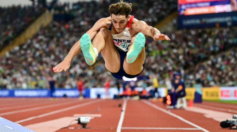Athl&eacute;tisme: d'abord &eacute;ject&eacute; du podium, puis en bronze, premiers bonds mouvement&eacute;s pour Pommery