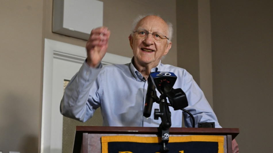 Ganhador do Nobel de F&iacute;sica diz que cortes de Trump 'paralisar&atilde;o' pesquisas nos EUA