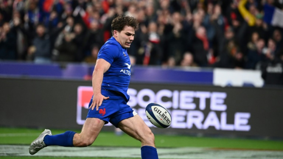 XV de France: "Nos r&eacute;sultats parlent pour nous", assume le capitaine Dupont