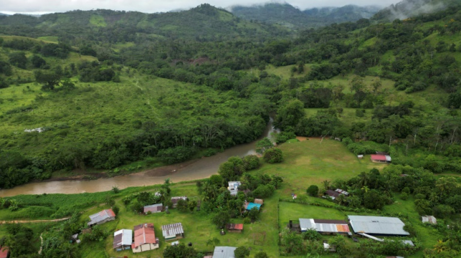 "Daremos la vida": campesinos rechazan nuevo embalse del canal de Panamá