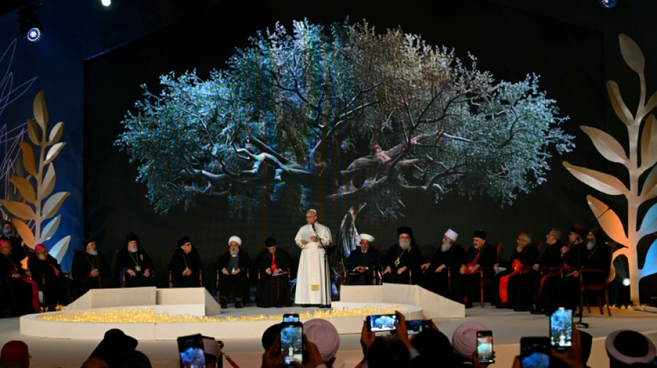 Au Liban, le pape s'offre un bain de foule g&eacute;ant au contact des jeunes