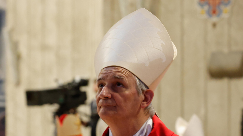 Zuppi ai vescovi, celebrate tutte le messe per la pace