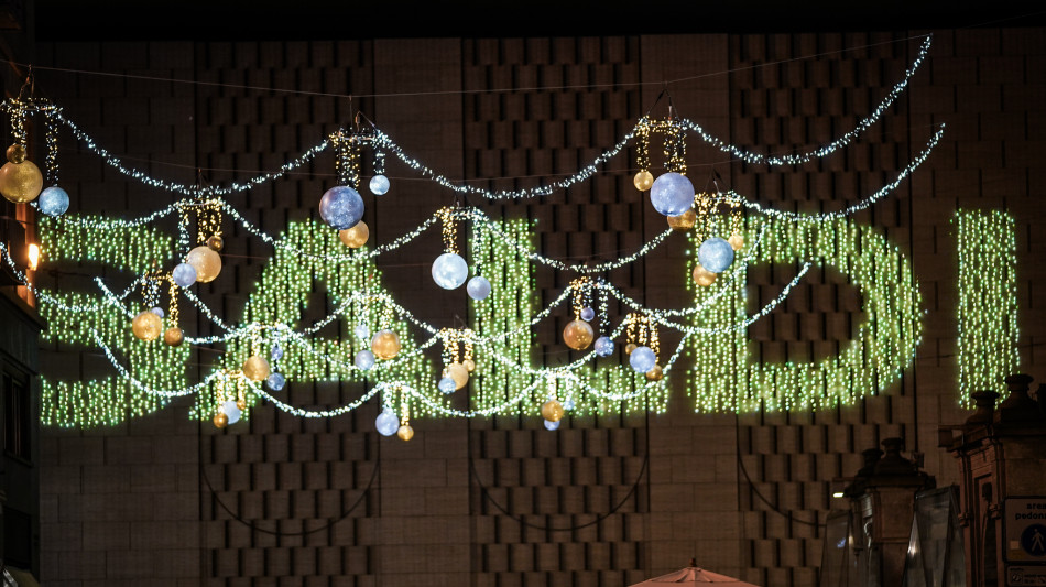 Saldi e turisti, Firenze al top per shopping e Milano regina dello scontrino