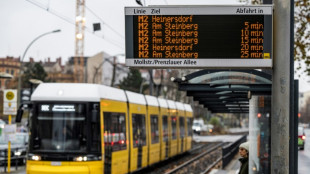 Bund und L&auml;nder einig: Nachfolgeregelung des Neun-Euro-Ticket soll Januar kommen