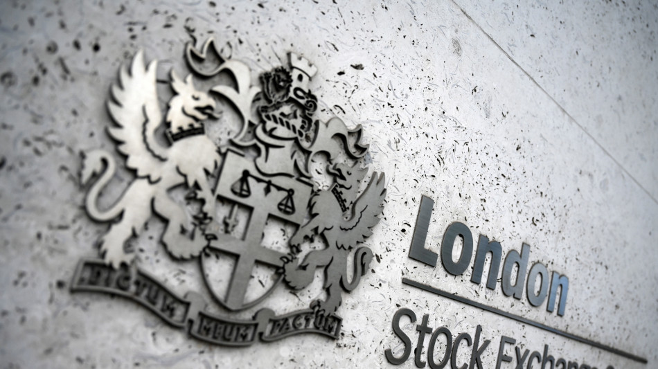 Borsa: l'Europa parte in ribasso, Londra -0,7%