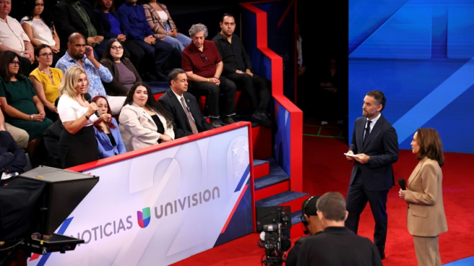Eleitores latinos indecisos interpelam Kamala sobre seguran&ccedil;a e imigra&ccedil;&atilde;o