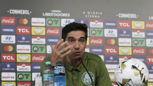 Palmeiras renova com Abel Ferreira at&eacute; 2027