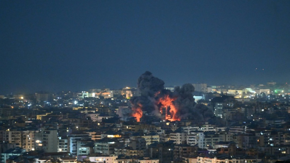 Guerre au Moyen-Orient: l'ambassade am&eacute;ricaine &agrave; Ryad attaqu&eacute;e, le Liban &agrave; nouveau bombard&eacute;