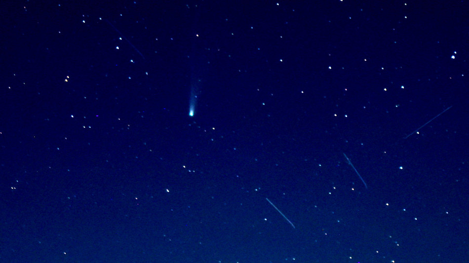 Acqua e molecole organiche sulla cometa interstellare 3I/Atlas