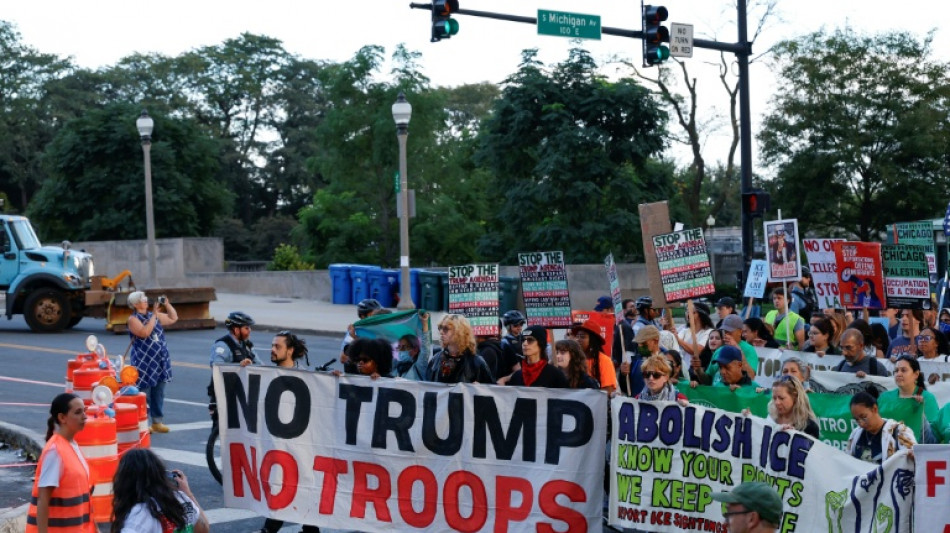 Em Chicago, latinos temem at&eacute; ir &agrave; igreja por causa de opera&ccedil;&otilde;es anti-imigrantes