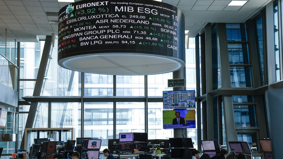 Borsa: l'Europa conferma il calo, future Usa contrastati