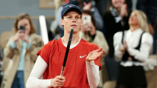 Sinner confirma favoritismo contra Kotov e vai &agrave;s oitavas de Roland Garros