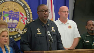 Mann erschie&szlig;t bei mutma&szlig;lich rassistisch motiviertem Angriff in Florida drei Schwarze