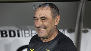 Lazio: Sarri col Burnley ancora senza Isaksen, out anche Vecino