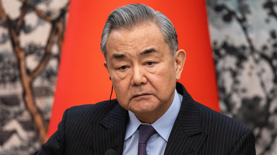 Cina pronta a 'un ruolo costruttivo' per la pace in Ucraina