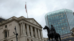 La Banque d'Angleterre laisse son taux directeur inchang&eacute;, &agrave; rebours de la Fed