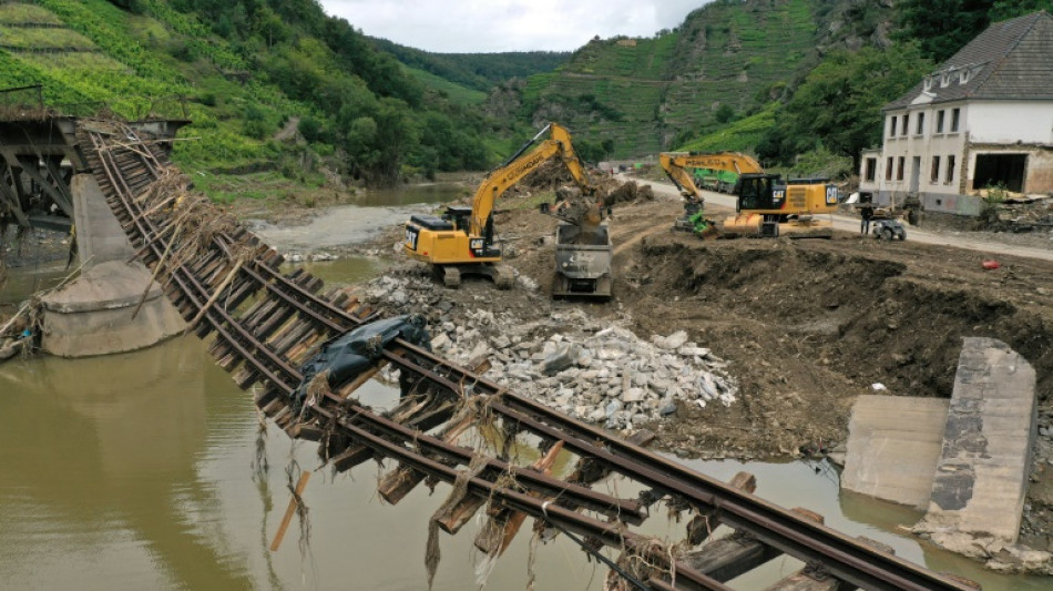 Letzter Bauabschnitt bei Neubau von bei Flut zerst&ouml;rter Ahrtalbahn begonnen