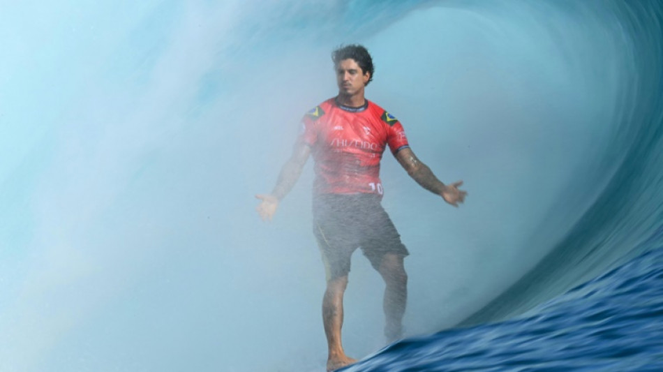 &Iacute;cone do surfe brasileiro, Gabriel Medina busca ouro ol&iacute;mpico em Paris