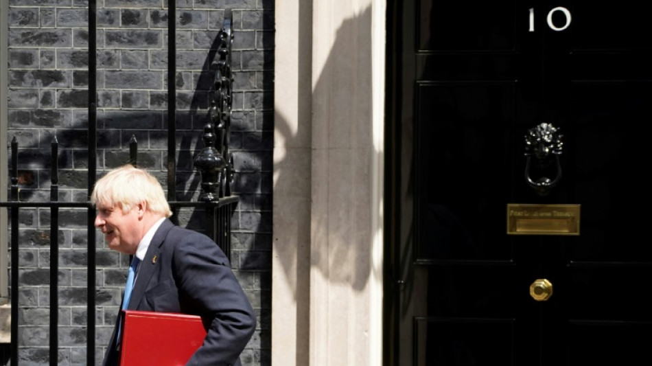 Boris Johnson laisse la crise du co&ucirc;t de la vie "au futur Premier ministre"