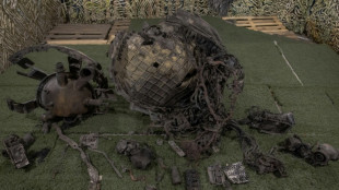 Ucr&acirc;nia mostra fragmentos de novo m&iacute;ssil ap&oacute;s bombardeio em Dnipro