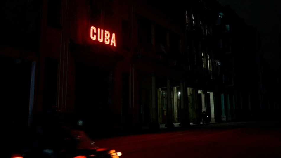Hurac&aacute;n Oscar toca tierra en una Cuba sin electricidad desde hace dos d&iacute;as