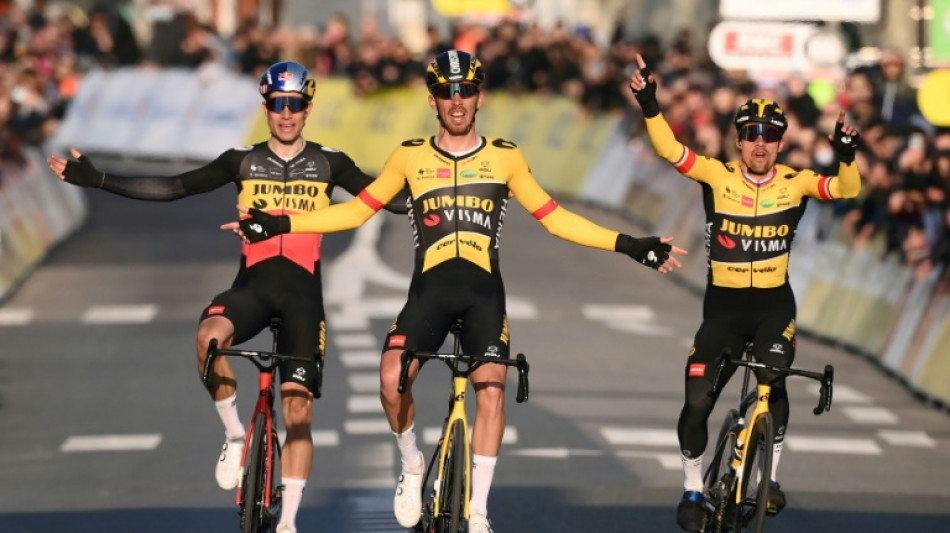 Paris-Nice: triplé Jumbo dans la 1re étape, Laporte en jaune