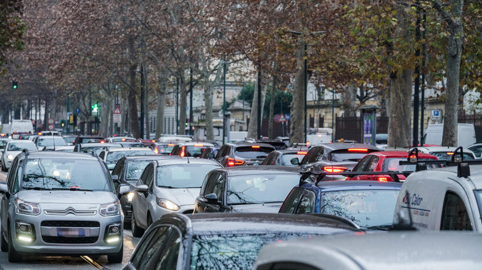 L'Ue avvia iter per emendamento su flessibilità multe auto