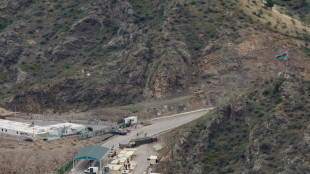 Erste Fl&uuml;chtlinge aus Berg-Karabach erreichen Armenien