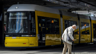 Gewerkschaft weist Arbeitgeber-Vorsto&szlig; f&uuml;r sp&auml;teren Renteneintritt zur&uuml;ck