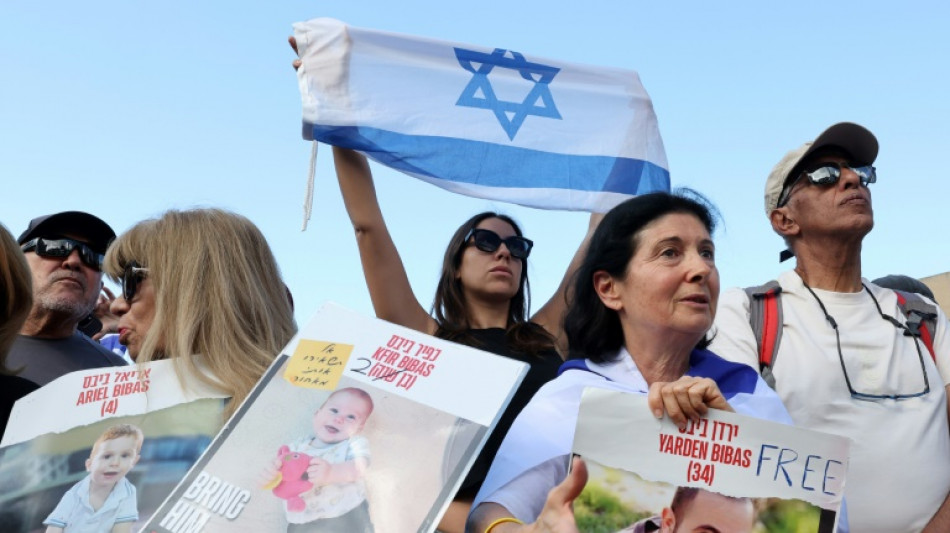 Trois otages isra&eacute;liens lib&eacute;r&eacute;s lors du 4e &eacute;change contre des d&eacute;tenus palestiniens