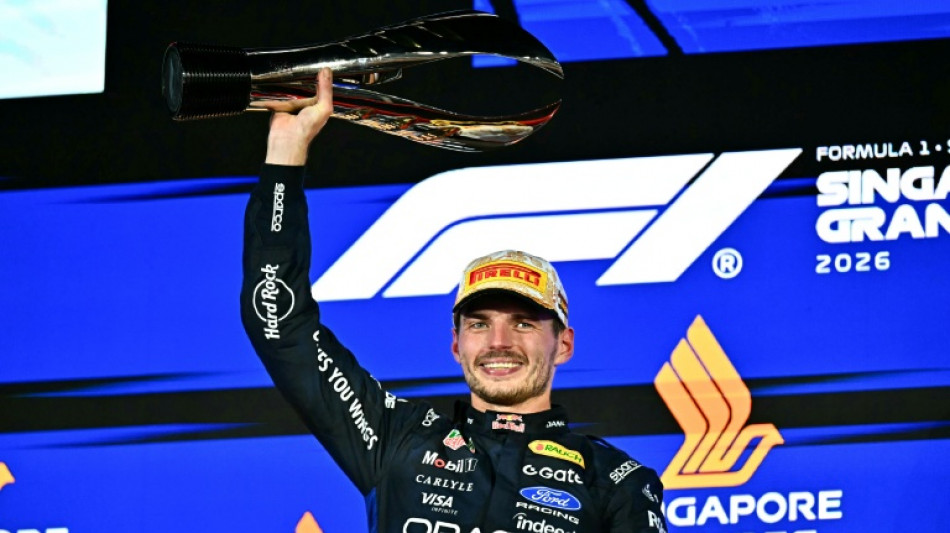 Max Verstappen vence GP de Singapura de F1 pela primeira vez