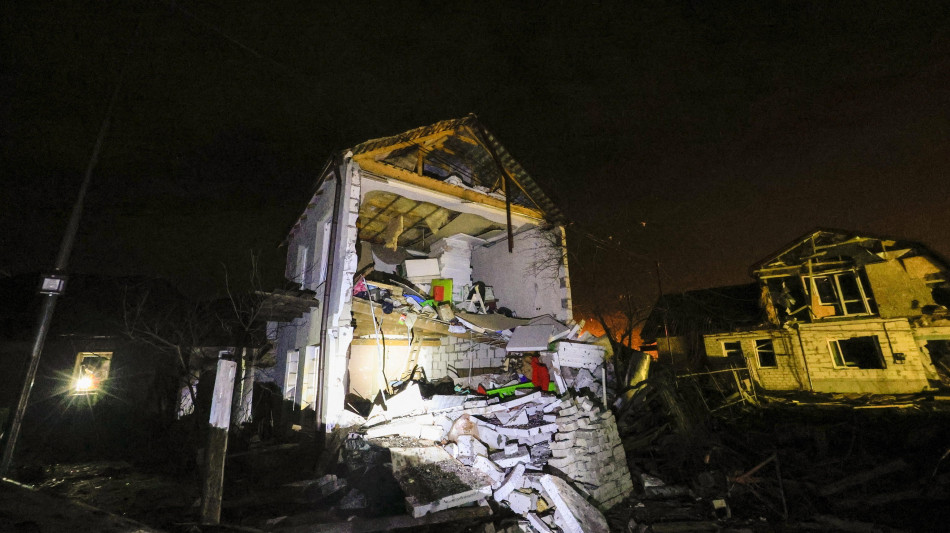 Kiev, 'Mosca ha bombardato un ospedale a Kharkiv, vittime'