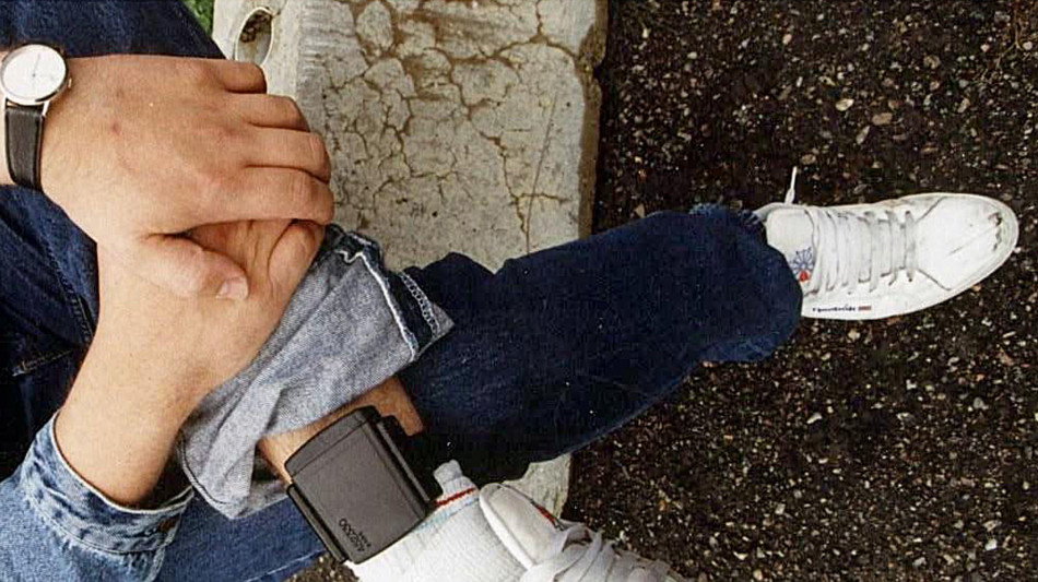 Abusi su sorelle,arrestato figlio del consigliere indagato