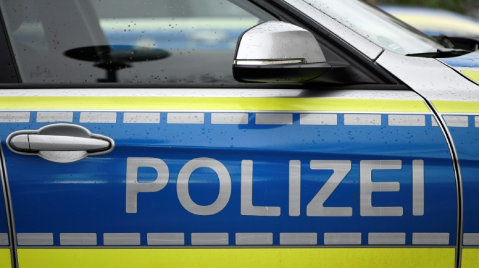 Polizei: Vater in Dinslaken sperrt Dreij&auml;hrige tagelang in Keller - Kind tot 