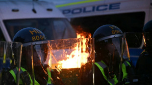 El primer ministro brit&aacute;nico condena la violencia desatada por actuar de la polic&iacute;a con un estudiante moribundo