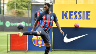 FC Barcelone: Kessi&eacute;, dans la lign&eacute;e de Yaya Tour&eacute; lors de sa pr&eacute;sentation