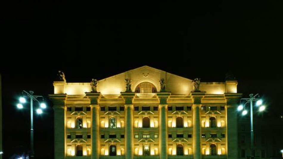 Borsa: Milano chiude poco sotto i 47mila punti, sprint di Mediobanca