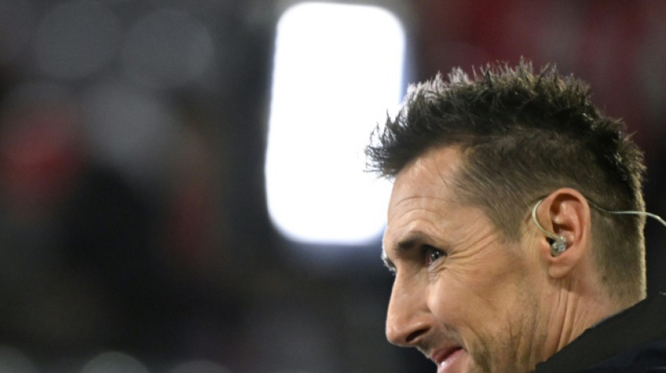 Ex-atacante alem&atilde;o Miroslav Klose &eacute; o novo t&eacute;cnico do Nuremberg