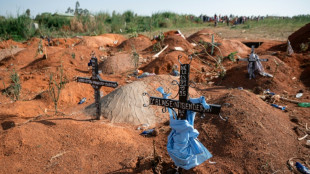 Congolese trapped between Ebola and armed violence