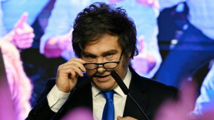 Milei inicia segunda metade do mandato com mais poder no Congresso e reformas em jogo