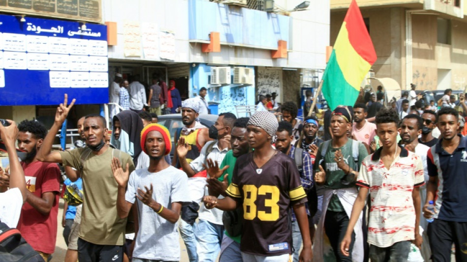 Au Soudan, les manifestants d&eacute;fient la r&eacute;pression apr&egrave;s une journ&eacute;e sanglante