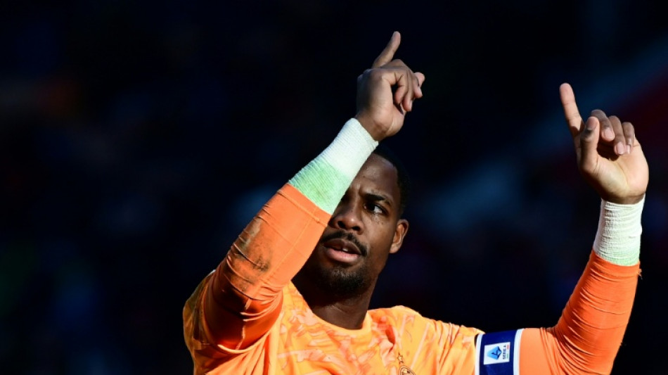 AC Milan prolong France 'keeper Maignan deal by five years