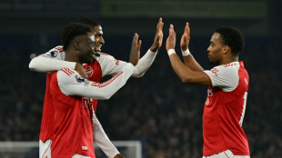 Man City falter as Premier League leaders Arsenal go seven points clear