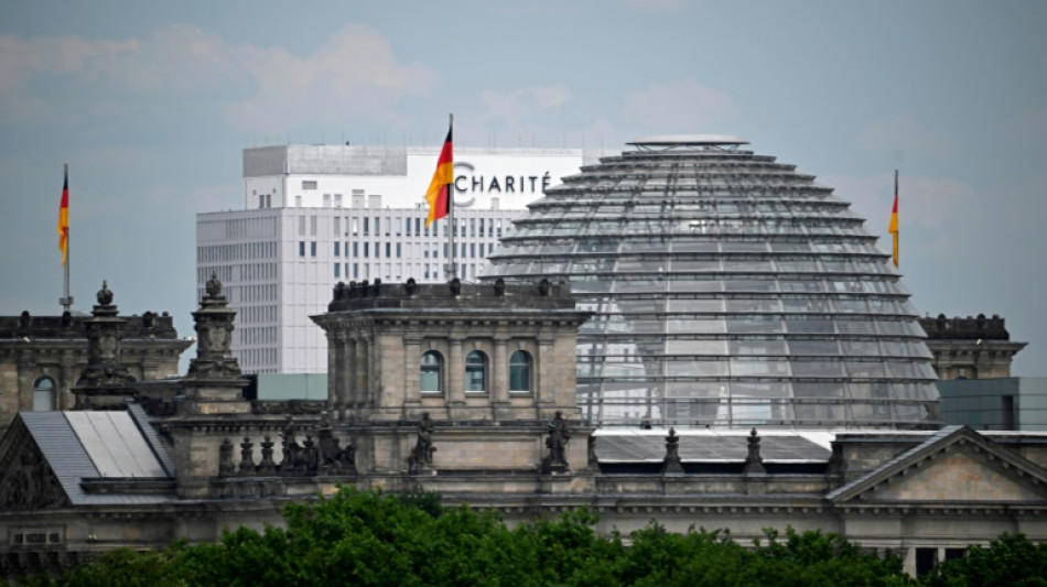 Volumen der Gro&szlig;spenden an Bundestagsparteien in diesem Jahr deutlich gestiegen