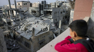 Ao menos 33 mortos em bombardeios israelenses em Gaza, incluindo muitas crianças, dizem socorristas