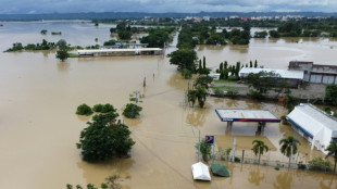 Aumenta a 98 saldo de víctimas de tormenta en Filipinas