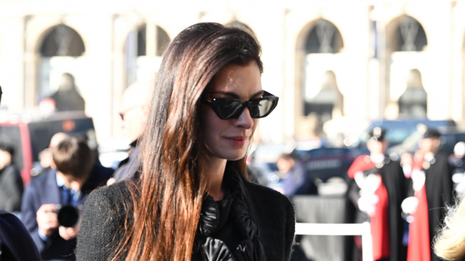 Anne Hathaway &egrave; di nuovo incinta, in arrivo il terzo figlio