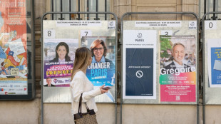 Paris: les candidats jettent leurs derni&egrave;res forces avant un match incertain